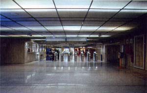 teheran 9 metrostation azadi