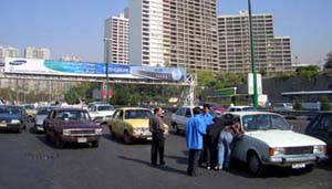 Image teheran verkehr 2 shahrak gharb