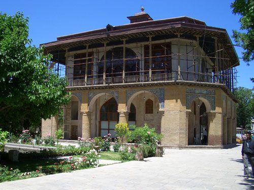 qazvin, alli ghapoo palast: mit iran erlebnis reisen