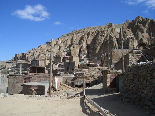 kanduvan bei tabriz, historisches dorf - aus dem stein gemeißelt: mit iran erlebnis reisen