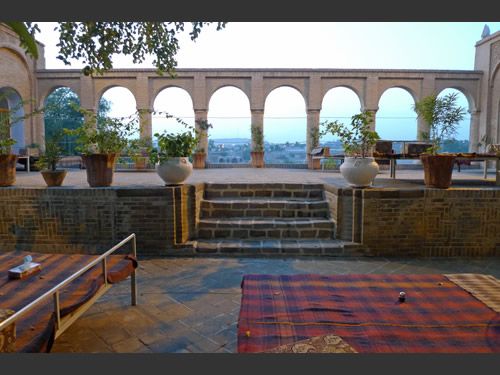 shushtar, mostufi restaurant: mit iran erlebnis reisen